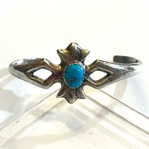 Signed - Nellie Tso, Navajo. Old Pawn Tufa Cast Sterling Silver Turquoise Cuff